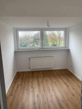 Arbeitszimmer/ zweites Schlafzimmer - 