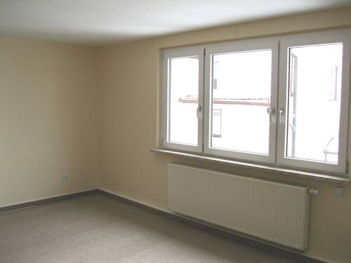 IMG_0023.JPG - 9 Zimmer Mehrfamilienhaus, Wohnhaus in Georgenthal