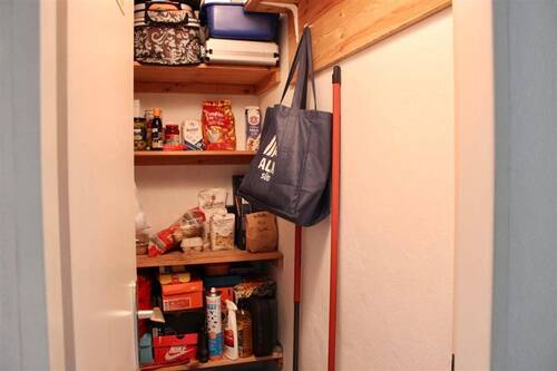 Abstellkammer - 