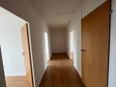 Flur.jpg - 3 Zimmer Etagenwohnung in Zwickau
