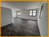 Blick ins Wohnzimmer - 