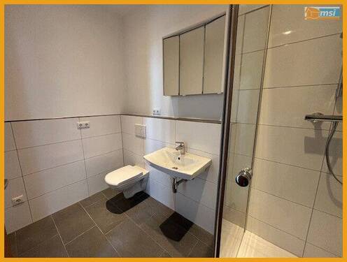 Dusche und WC - 