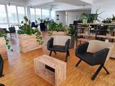 Sitzecken & Lounges in die Fläche integriert - 