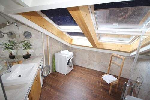 Ein Bad, das den Himmel hereinlässt - 