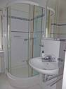 Dusche u. Waschbecken - 