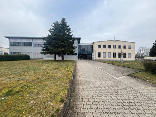Aussenansicht - Halle in Zossen zur Miete