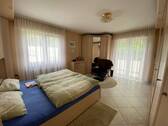 Schlafzimmer.jpg - 