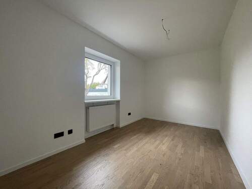 Zimmer 2 - 
