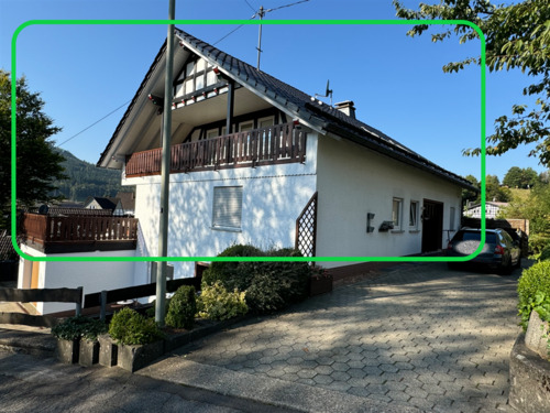 Straßen-Ansicht - 7 Zimmer Mehrfamilienhaus, Wohnhaus in Kirchhundem