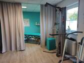 Behandlungsraum mit 2 Liegen - 