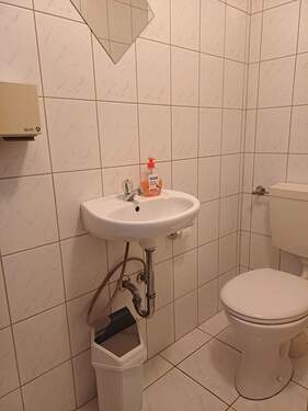 WC - 
