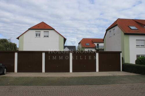 Garagen - Etagenwohnung mit 78,40 m² in Salzwedel zum Kaufen