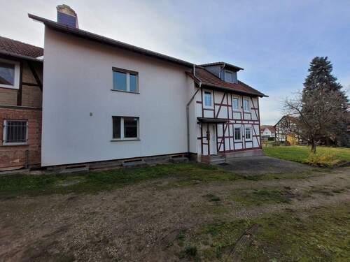 20251105_142829.jpg - 9 Zimmer Einfamilienhaus zum Kaufen in Niederaula