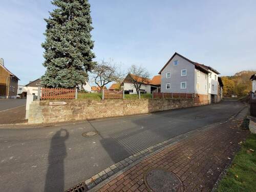 20251105_142959.jpg - Einfamilienhaus mit 232,00 m² in Niederaula zum Kaufen