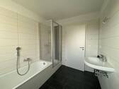 Musterwohnung - Badezimmer - 