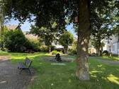 kleiner Park direkt nebenan - 