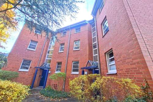 Hausansicht - Selber einziehen oder vermieten - Sie haben die Wahl!