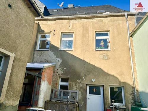 Hausrückseite - Reihenmittelhaus mit 150,00 m&sup2; in Schlettau zum Kaufen