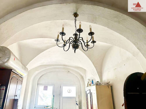 Hauseingang mit Gewölbedecke - 