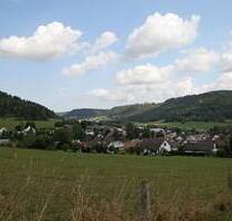 Grundstück am Ortsrand mit Blick auf den Ort - Albstadt Margrethausen