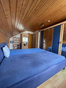 Schlafzimmer 2. OG - 