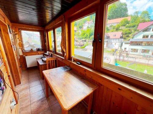 große, beheizte Veranda - Einfamilienhaus mit 135,00 m&sup2; in Rathen / Niederrathen zum Kaufen