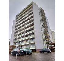 Altseiterstal Schicke Wohnung im 8.OG mit Balkon und Panoramablick, Autoabstellplätze am Haus (zur Zeit vermietet) in Neunkirchen Altseiterstal