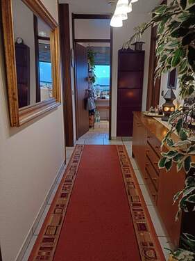 8. OG Diele - 3 Zimmer Etagenwohnung zum Kaufen in Neunkirchen