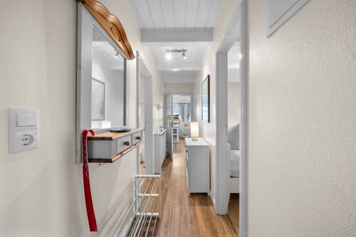 Flur - 3 Zimmer Etagenwohnung in Dunsum
