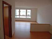 Küche/Essplatz mit Blick zum Wohnzimmer - Etagenwohnung mit 67,00 m² in Fürth zur Miete