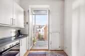 Küche / Balkon / Innenhof - 