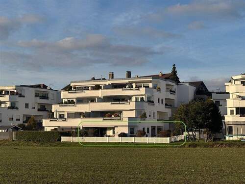 Terrassenhaus- Grün umrandet - 4 Zimmer Mehrfamilienhaus, Wohnhaus zum Kaufen in Lauchringen