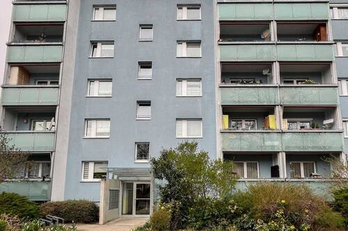 Hofansicht straßenseitig 02 - 