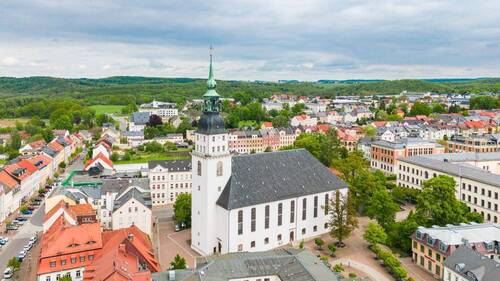 Blick zur Kirche - 