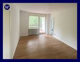 Wohnen - Modernes Wohnglück! Renovierte 2-Zimmer-Wohnung, modernes Wannenbad, separate Küche, Aufzug