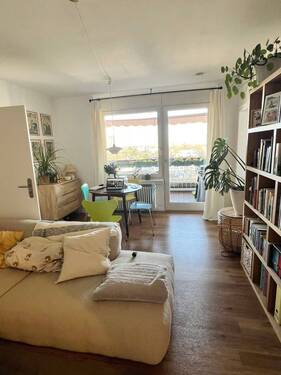Wohnen - 2 Zimmer Etagenwohnung zur Miete in Köln