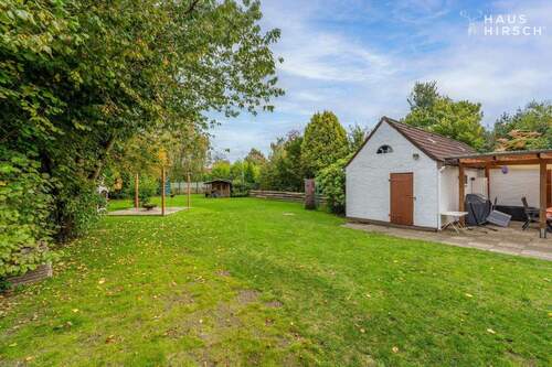 Garten / ehm. Stall - 