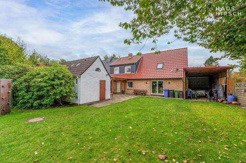 Garten Blick zum Haus - 