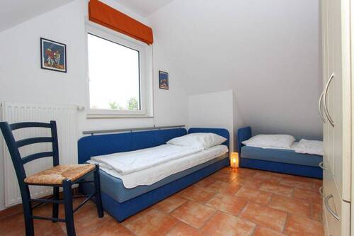 Schlafzimmer 2 - Dachgeschoss - 