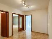 Eingansdiele - 3 Zimmer Etagenwohnung zum Kaufen in Hirschberg an der Bergstraße