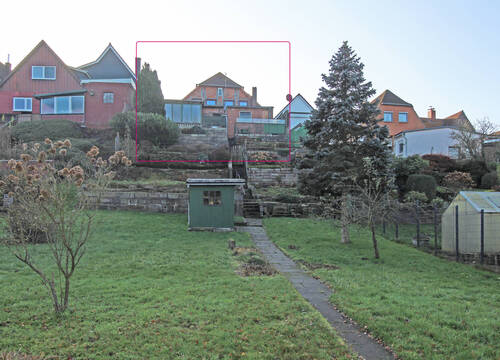 Blick vom Garten zum Haus - 