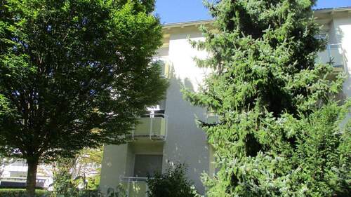 Außenansicht Balkonseite - 2 Zimmer Etagenwohnung zum Kaufen in Stuttgart