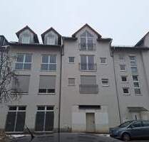 *Besichtigungen bitte telefonisch abstimmen* 2 - Raumwohnung - ab sofort frei - Gotha