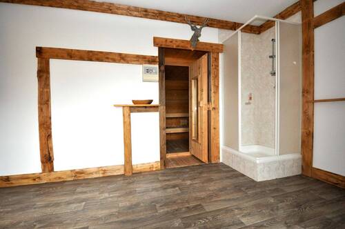 Zugang Sauna - 