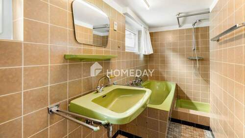 KG Badezimmer 1 - 