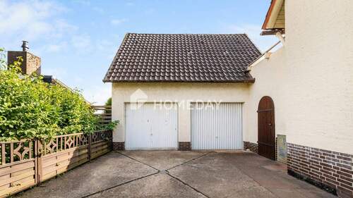 Garage - 