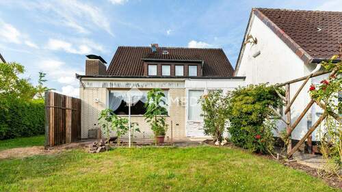 Außenansicht 4 - 7 Zimmer Einfamilienhaus in Sarstedt