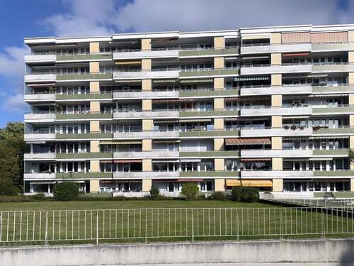 Wohnung oberste Etage links - 