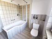 Badewanne/Dusche - 