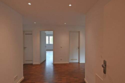 Eingangsbereich - Etagenwohnung mit 134,00 m&sup2; in Mülheim zur Miete